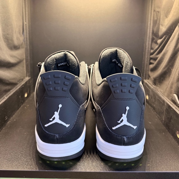 Jordan 4 White Thunder--Size 13--Brand New/Tried On - Picture 4 of 7